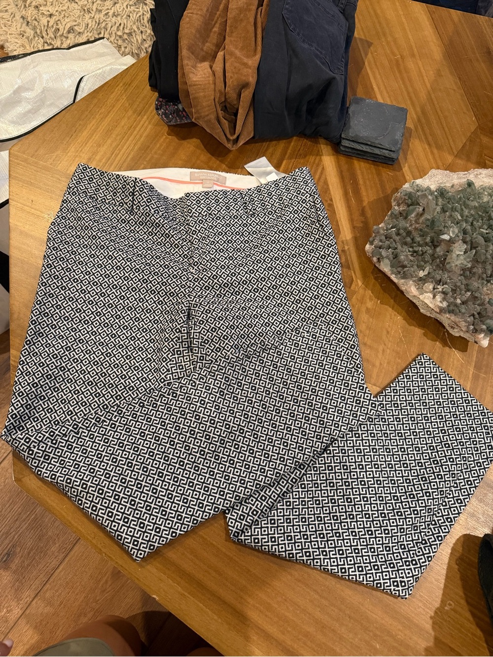 Banana Republic Black and White Geometric Print Pants